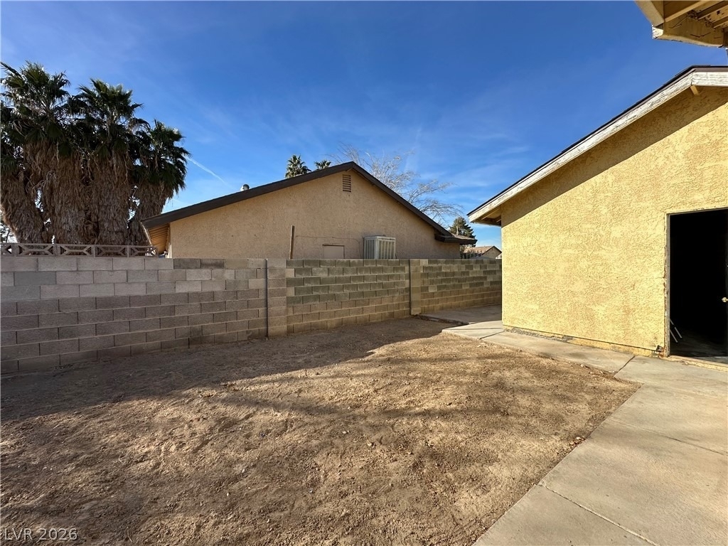 4653 Fro Avenue - Photo 16
