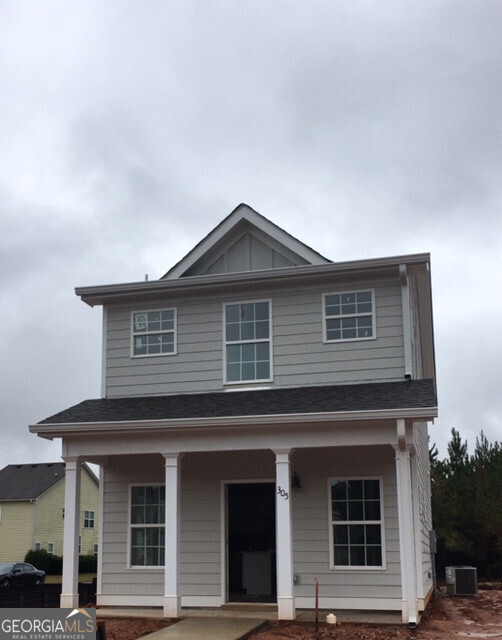 305 Lorien Way - Photo 0