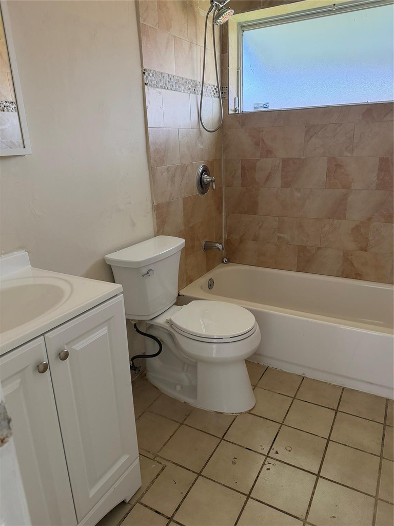 1873 Nw 46th Street - Photo 6