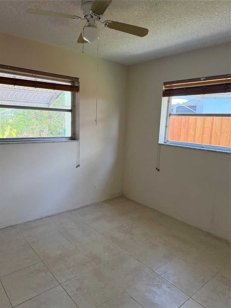 1873 Nw 46th Street - Photo 5
