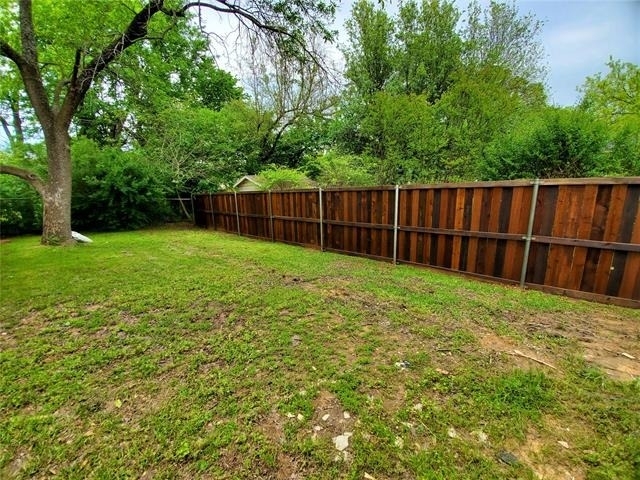 2115 Glenwood Lane - Photo 1