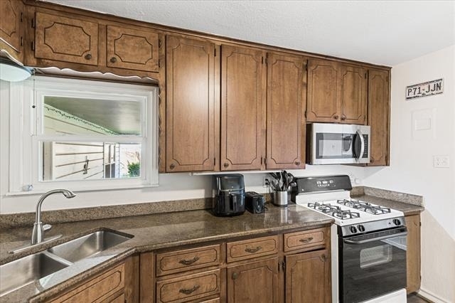 3504 Corto Avenue - Photo 12
