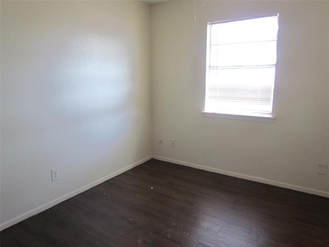 302 Candlewood Lane - Photo 1