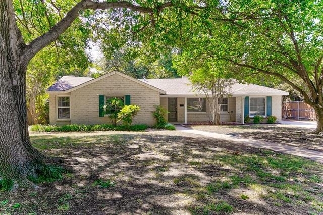 3727 W Biddison Street - Photo 2