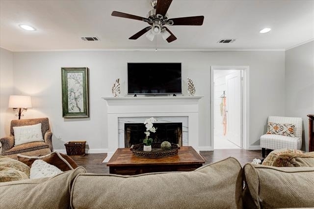 3727 W Biddison Street - Photo 10
