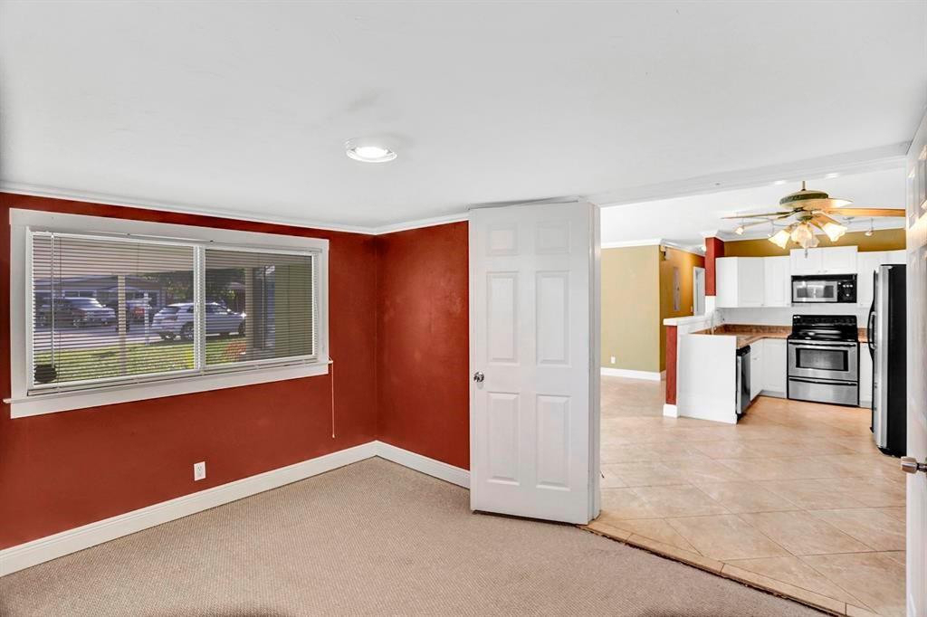 1129 Nw 7th Terrace - Photo 8