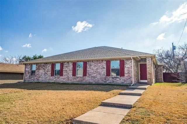 2400 18th Street - Photo 0