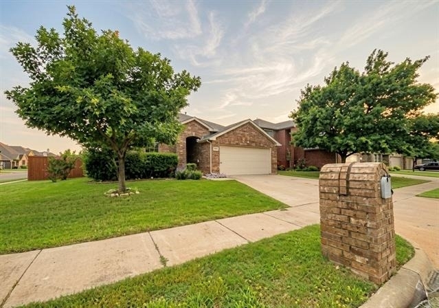421 Goldstone Lane - Photo 16