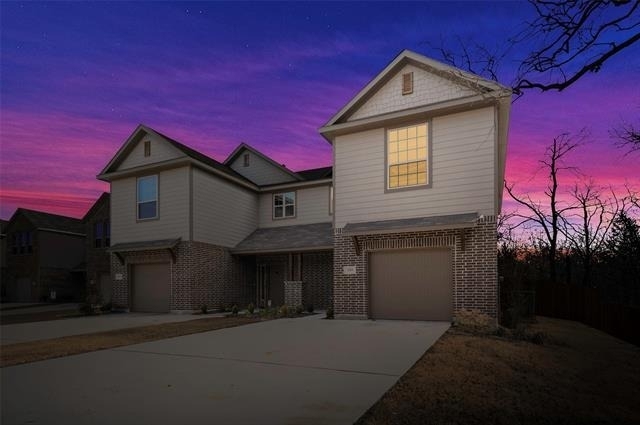 519 Mockingbird Lane - Photo 0