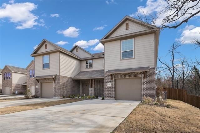 519 Mockingbird Lane - Photo 1
