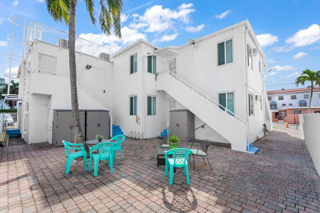 343 Van Buren Street - Photo 1
