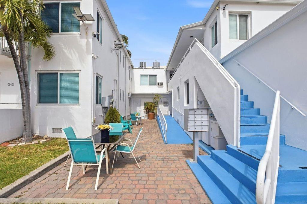343 Van Buren Street - Photo 2