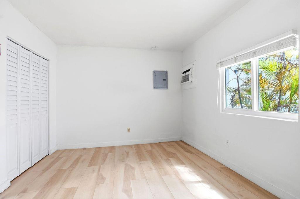 343 Van Buren Street - Photo 6