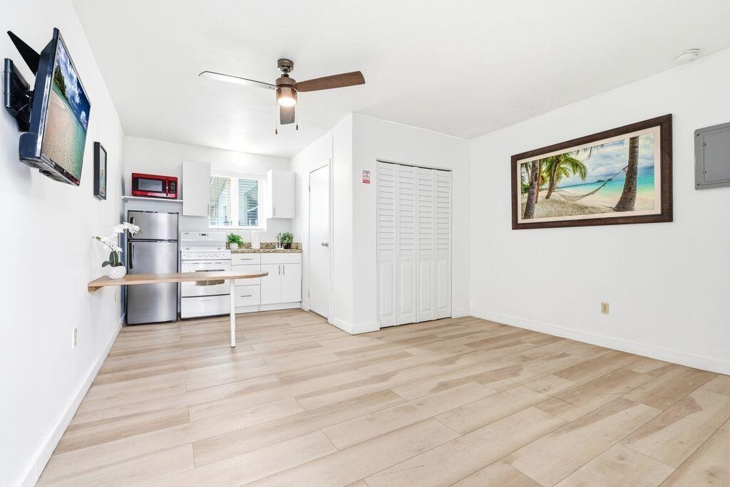 343 Van Buren Street - Photo 11