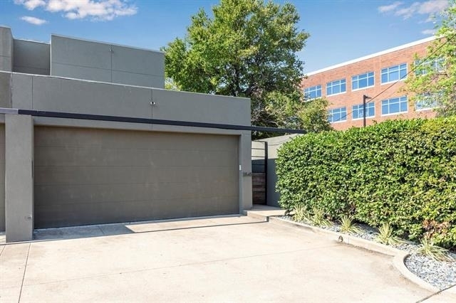 2845 Lee Street - Photo 35