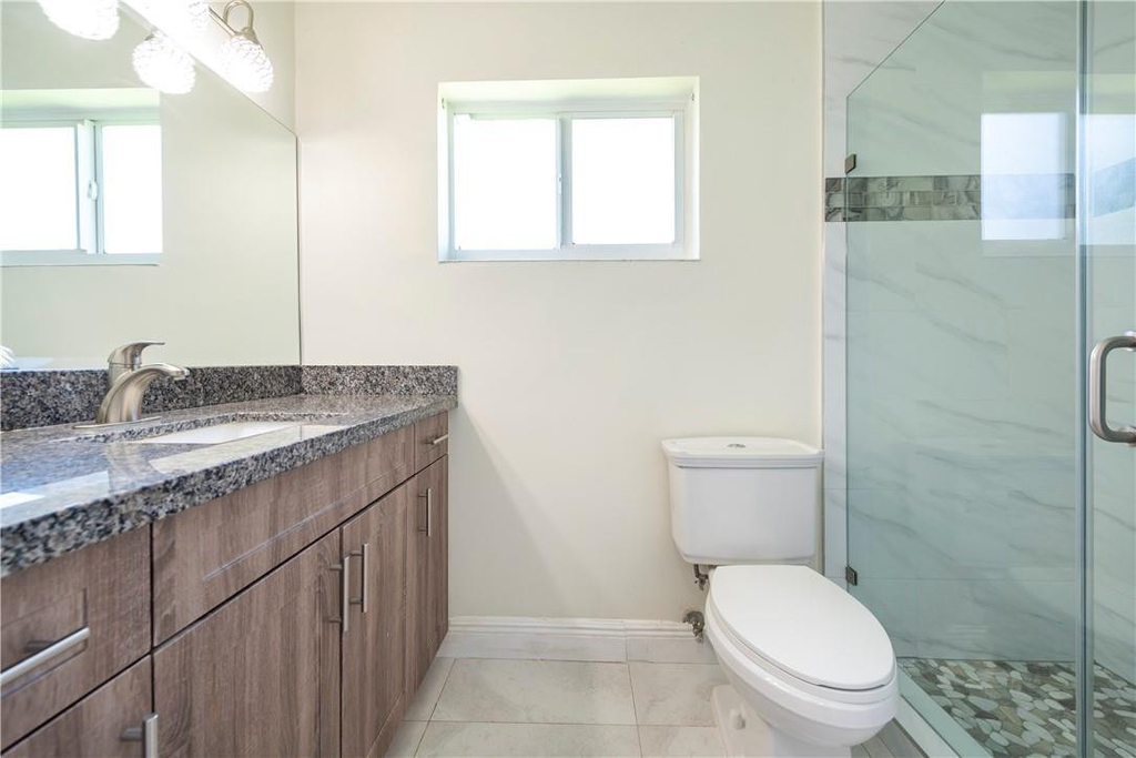 5200 Ne 15th Avenue - Photo 17