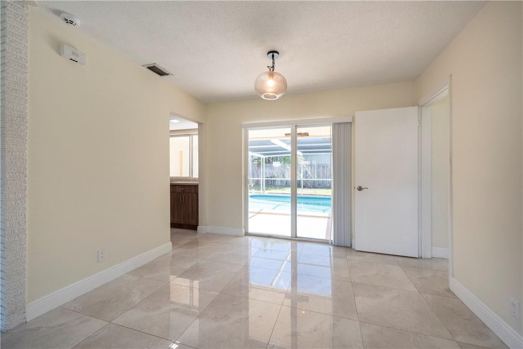 5200 Ne 15th Avenue - Photo 7