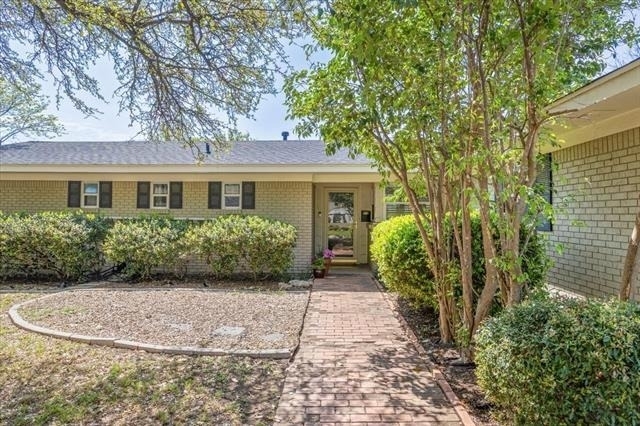 4109 Bilglade Road - Photo 2