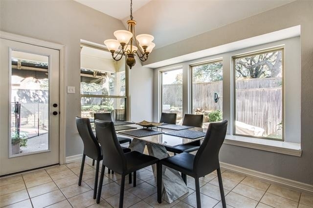 700 Essex Court - Photo 13