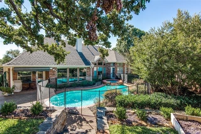 700 Essex Court - Photo 23