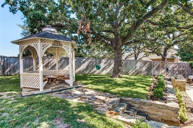 700 Essex Court - Photo 22