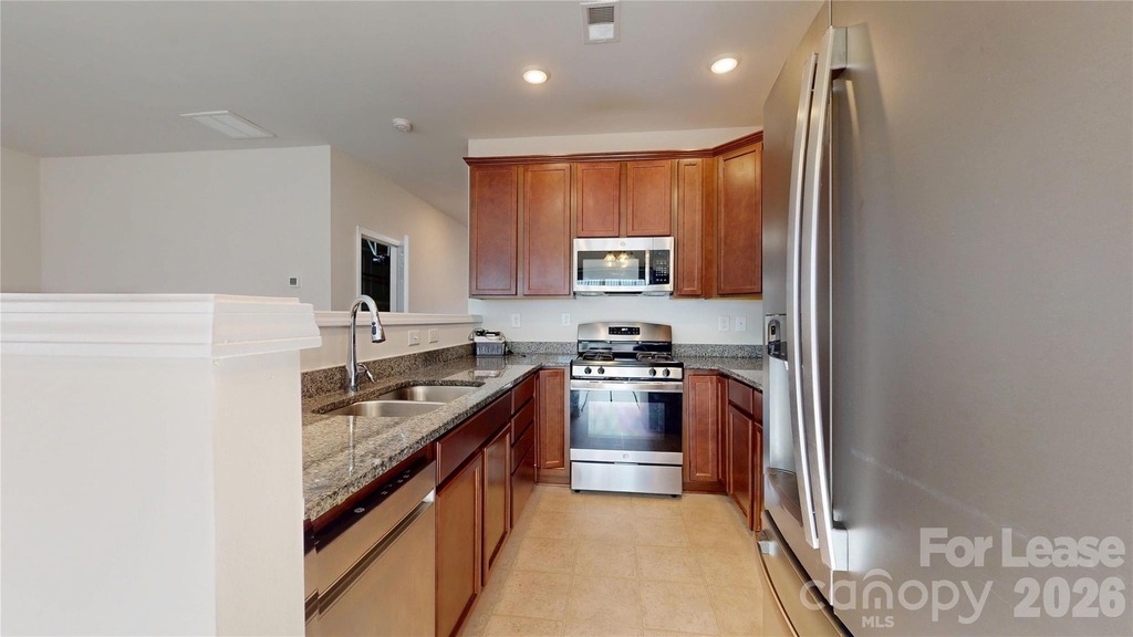 6430 Revolutionary Trail - Photo 8