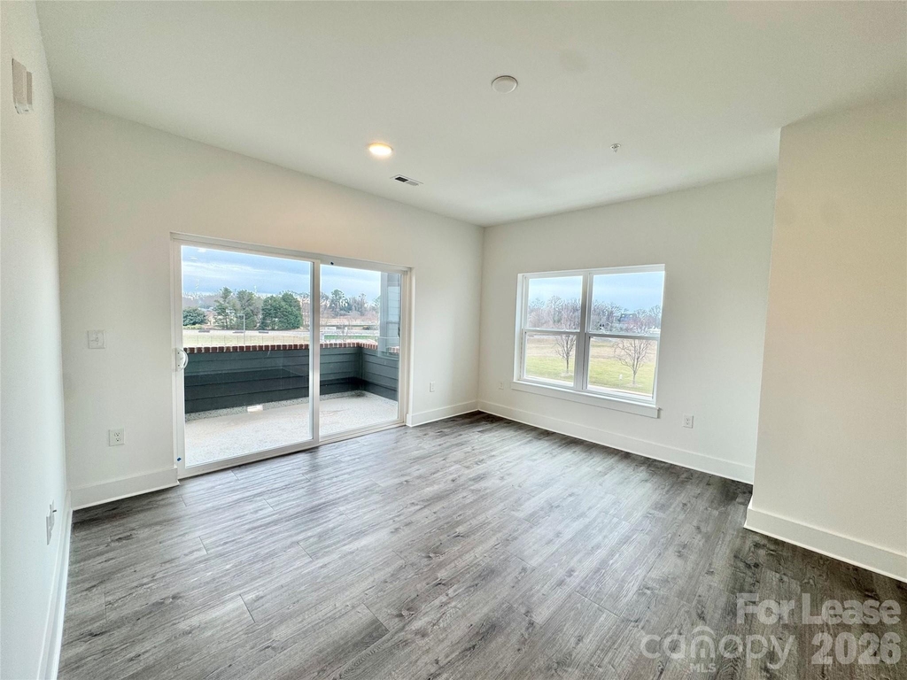 175 W Black Street - Photo 7