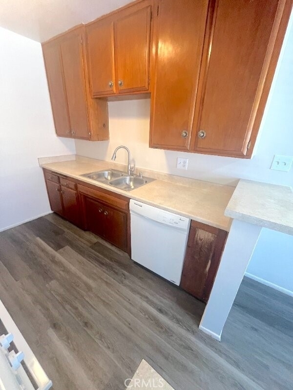 2115 Placentia Avenue - Photo 6