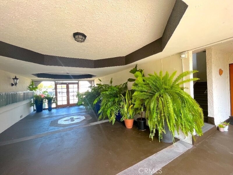 2115 Placentia Avenue - Photo 26