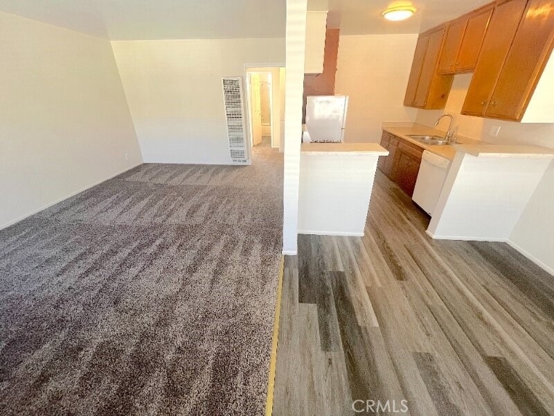 2115 Placentia Avenue - Photo 2