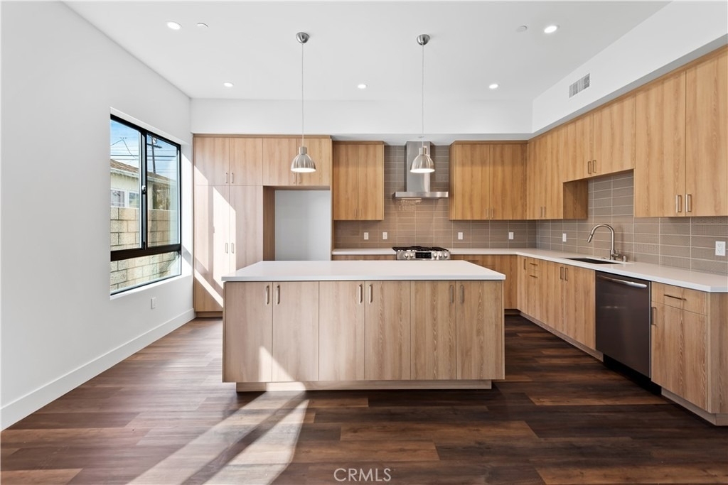 12300 Oxnard Street - Photo 3