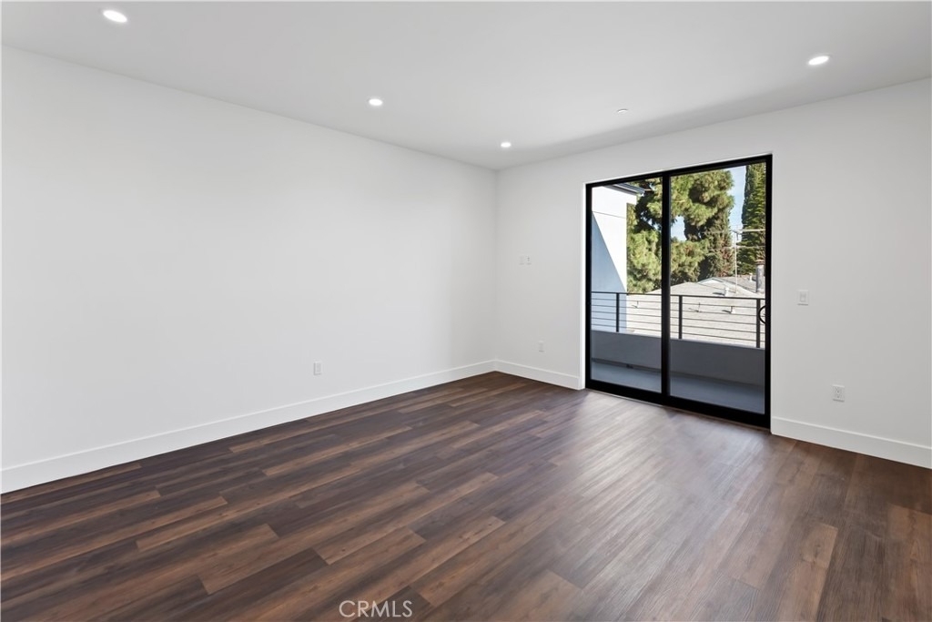 12300 Oxnard Street - Photo 4