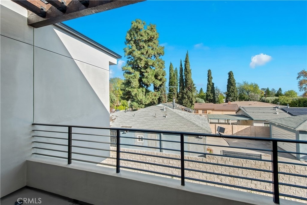 12300 Oxnard Street - Photo 13