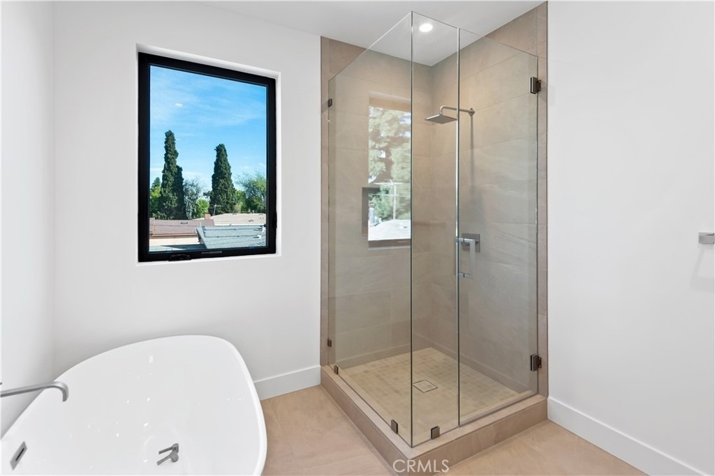 12300 Oxnard Street - Photo 11