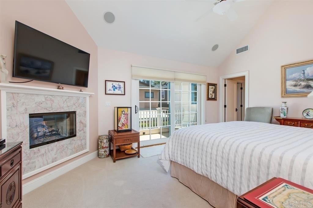 958 A Avenue - Photo 7
