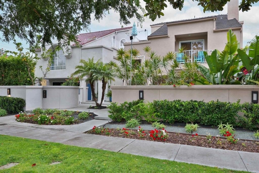 942 D Avenue - Photo 37