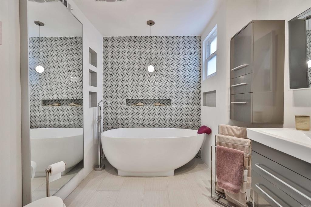 942 D Avenue - Photo 9