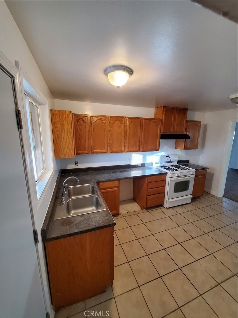 8550 C Avenue - Photo 7