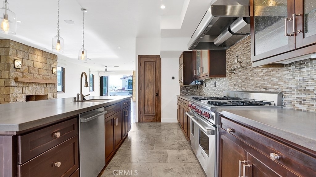 243 Poppy Avenue - Photo 13