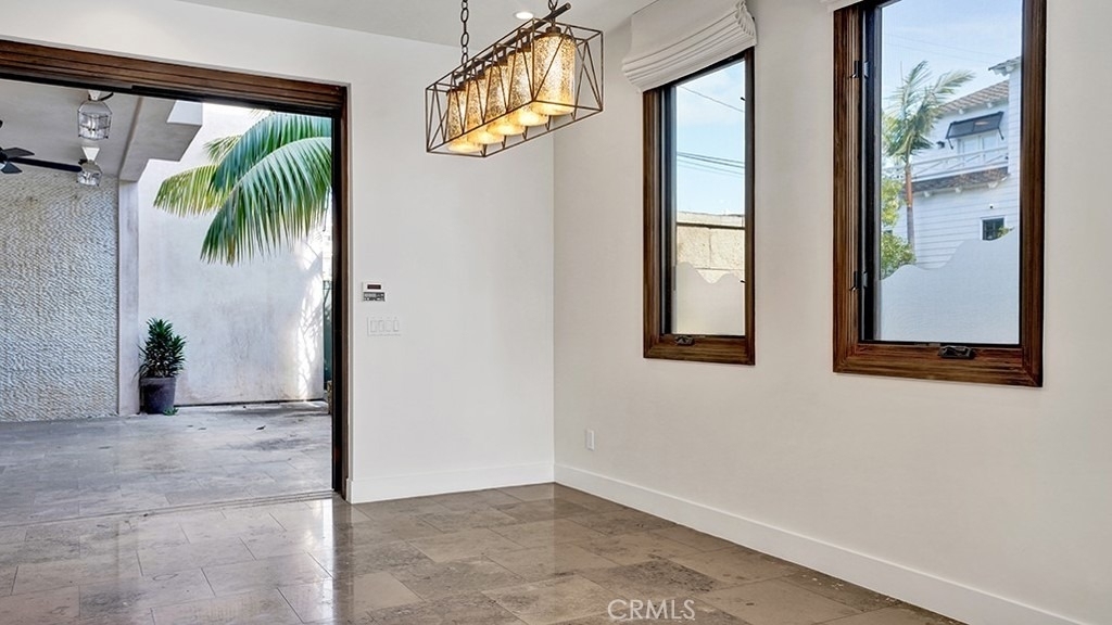 243 Poppy Avenue - Photo 17