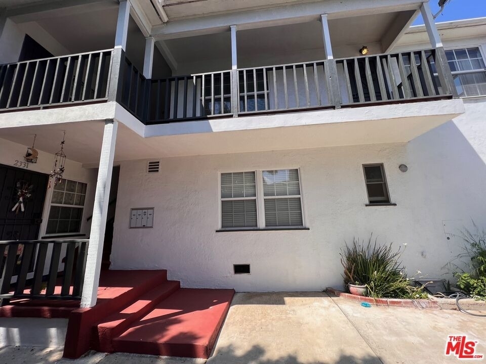 2333 S Garth Avenue - Photo 14