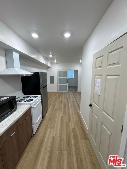 1039 E 28th Street - Photo 15