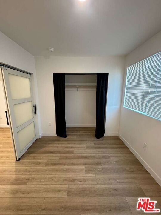 1039 E 28th Street - Photo 10
