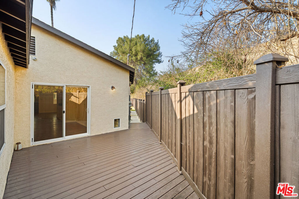 4530 Bakman Avenue - Photo 19