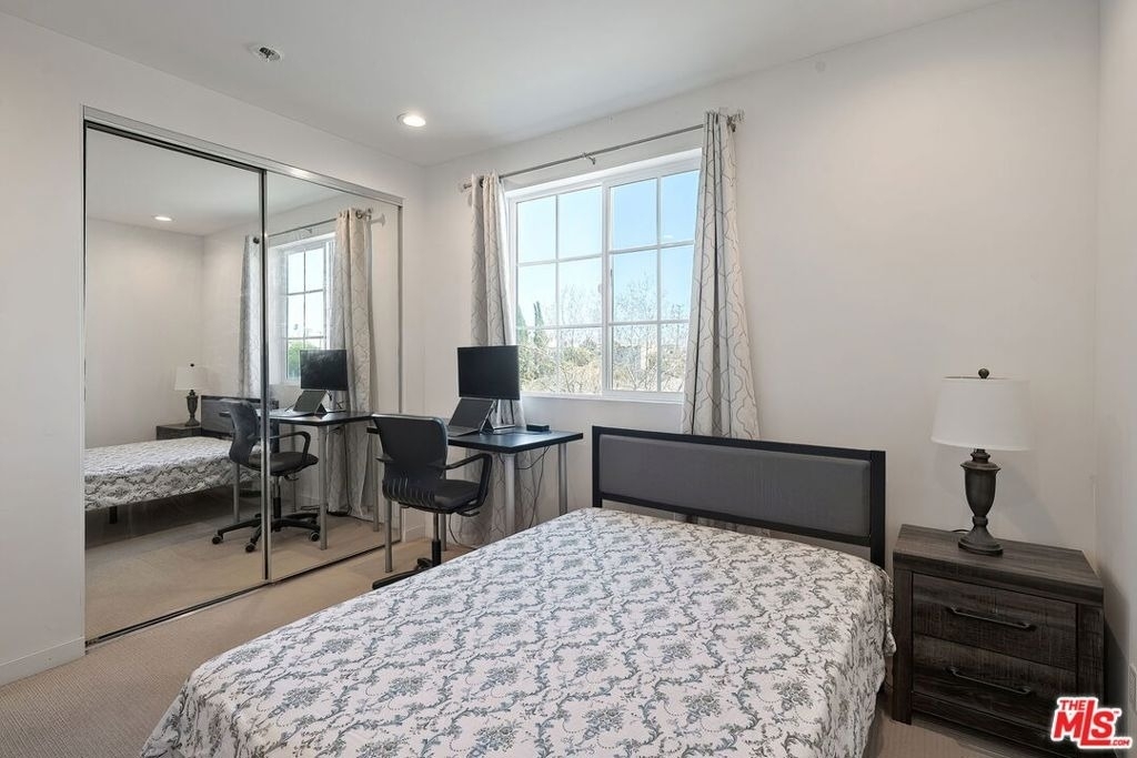 10833 Tabor Street - Photo 10