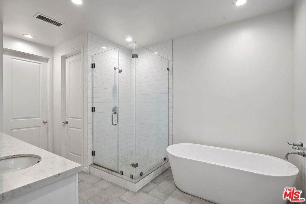 10833 Tabor Street - Photo 7