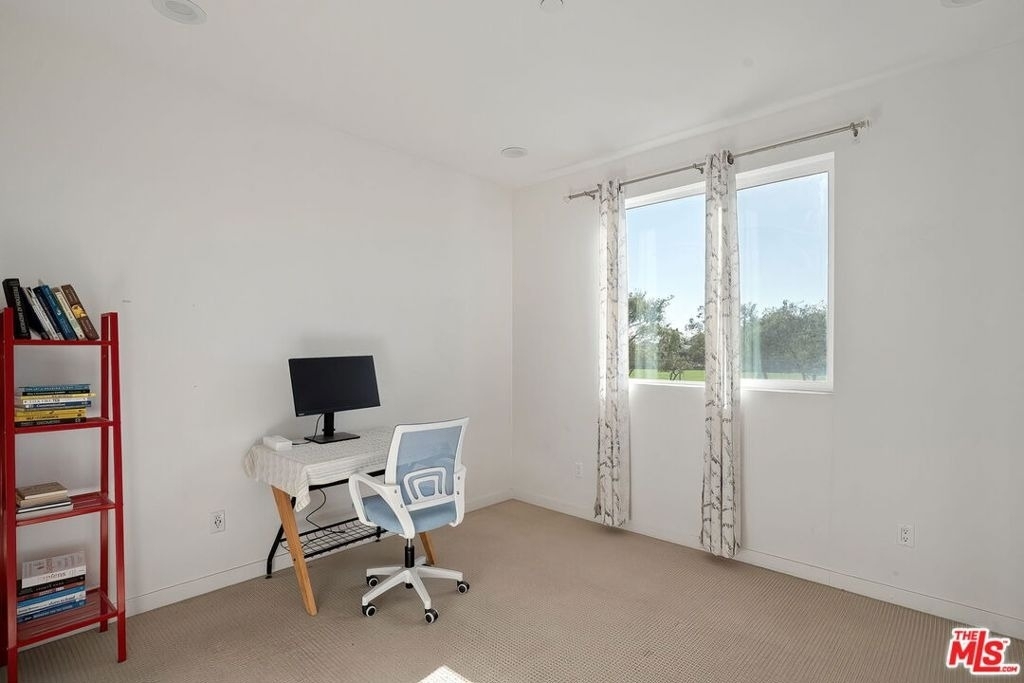 10833 Tabor Street - Photo 11