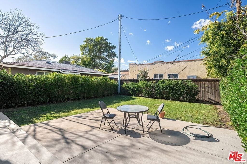 10833 Tabor Street - Photo 13