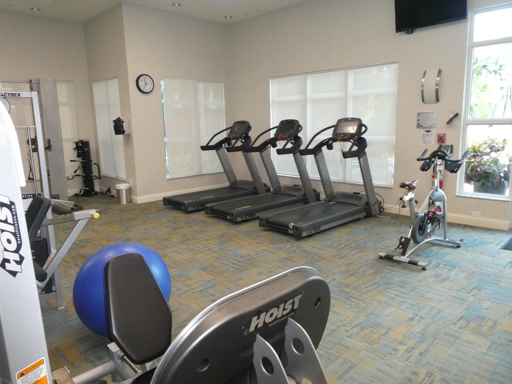600 S Dixie Highway - Photo 23