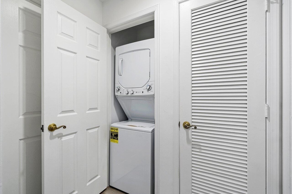 1209 Main Street - Photo 14